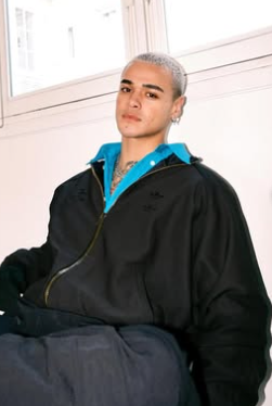 Santos Bravos: la primera boyband latina de HYBE