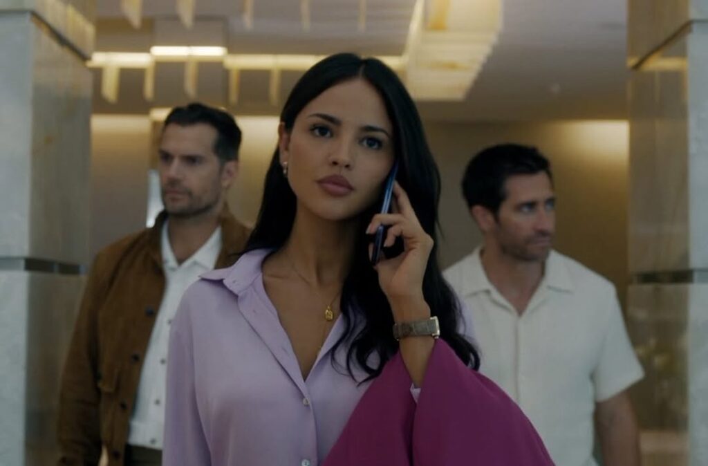 La película mezcla humor irónico y acción intensa / Créditos: Instagram Eiza González
