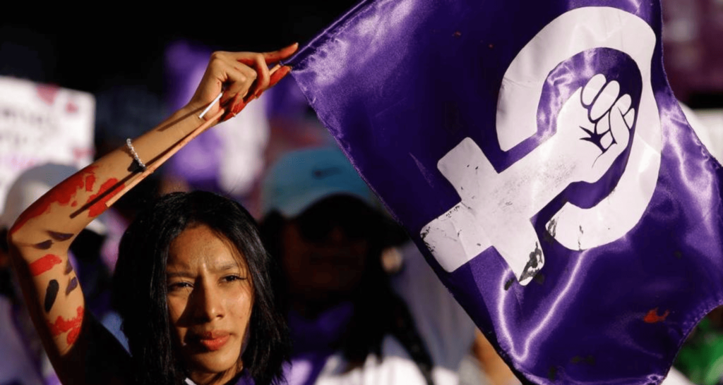 Reúnete con el contingente en la Glorieta de las Mujeres que Luchan