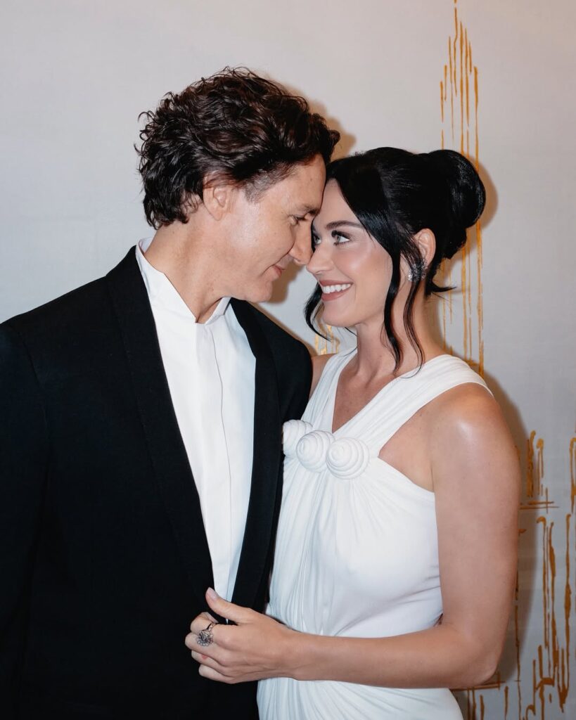 La pareja comparte románticos momentos en redes sociales / Créditos: Instagram Katy Perry. 