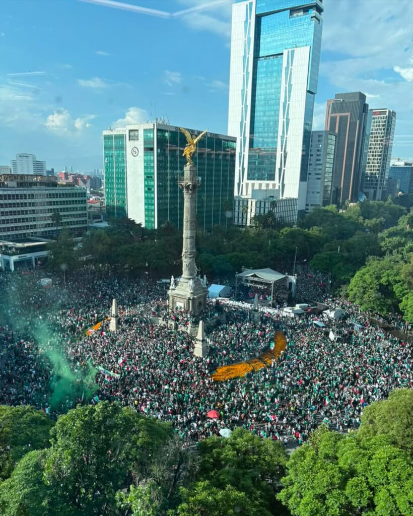 El Ángel de la Independencia fue el lugar perfecto para la celebración / Créditos: Instagram FIFA World Cup. 